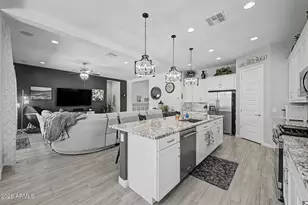 18904 W Laurel Ln, Surprise, AZ 85388 - Photo 11