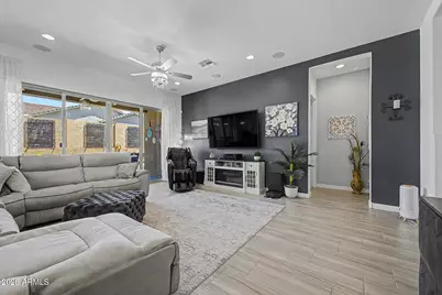 18904 W Laurel Lane, Surprise, AZ 85388 - Photo 7