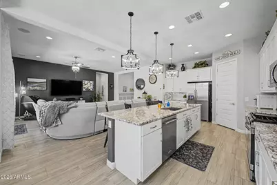18904 W Laurel Lane, Surprise, AZ 85388 - Photo 11