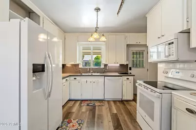 37 W Pasadena Avenue, Phoenix, AZ 85013 - Photo 11