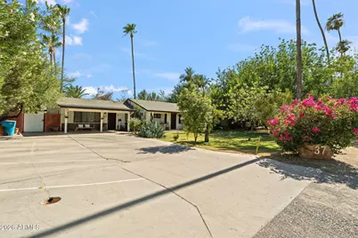 37 W Pasadena Avenue, Phoenix, AZ 85013 - Photo 1