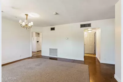 37 W Pasadena Avenue, Phoenix, AZ 85013 - Photo 15