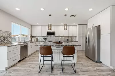 2745 W Libby Street, Phoenix, AZ 85053 - Photo 9