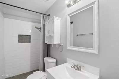 1017 E El Caminito Drive, Phoenix, AZ 85020 - Photo 25