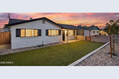 1017 E El Caminito Drive, Phoenix, AZ 85020 - Photo 1
