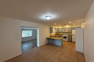 1407 W Rosal Pl, Chandler, AZ 85224 - Photo 5