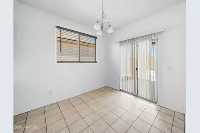 2437 S 73rd Drive, Phoenix, AZ 85043 - Photo 9