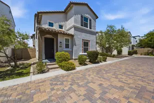 17247 N 10th St, Phoenix, AZ 85022 - Photo 1