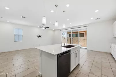 17247 N 10th Street, Phoenix, AZ 85022 - Photo 11