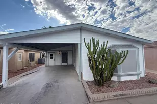 6081 S Oakmont Dr, Chandler, AZ 85249 - Photo 1