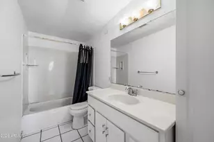 3905 W Almeria Rd, Phoenix, AZ 85009 - Photo 13