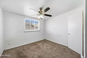 3905 W Almeria Rd, Phoenix, AZ 85009 - Photo 9