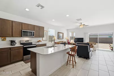 1873 S 240th Avenue, Buckeye, AZ 85326 - Photo 5