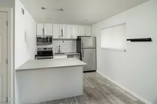 3141 N 37th St St, Phoenix, AZ 85018 - Photo 9