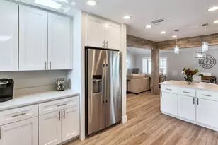 8108 E Morgan Trail, Scottsdale, AZ 85258 - Photo 9