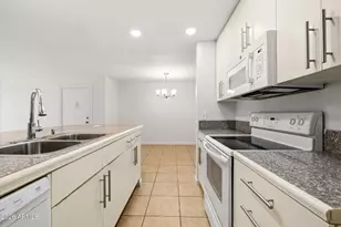 8055 E Thomas Rd, Scottsdale, AZ 85251 - Photo 9