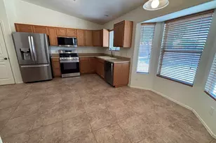 1669 Mission Viejo Dr, Sierra Vista, AZ 85635 - Photo 9