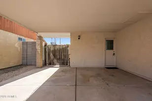 406 E Oraibi Dr, Phoenix, AZ 85024 - Photo 23