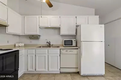 406 E Oraibi Drive, Phoenix, AZ 85024 - Photo 9