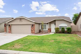 3746 E Magnus Cir, San Tan Valley, AZ 85140 - Photo 3