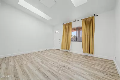 6727 W San Miguel Avenue, Glendale, AZ 85303 - Photo 5