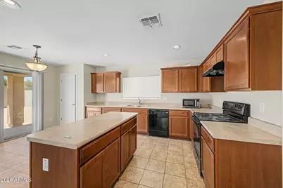 17118 N 184th Lane, Surprise, AZ 85374 - Photo 13