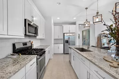 21785 S 213th Place, Queen Creek, AZ 85142 - Photo 13