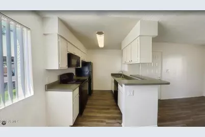 950 N Gilbert Road #1C, Gilbert, AZ 85234 - Photo 3