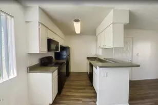 950 N Gilbert Rd, Gilbert, AZ 85234 - Photo 3