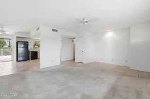 2302 E Waltann Ln, Phoenix, AZ 85022 - Photo 5