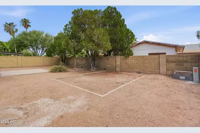 2302 E Waltann Lane, Phoenix, AZ 85022 - Photo 23