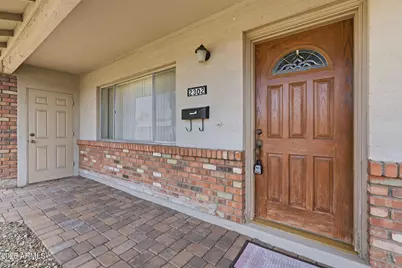 2302 E Waltann Lane, Phoenix, AZ 85022 - Photo 3