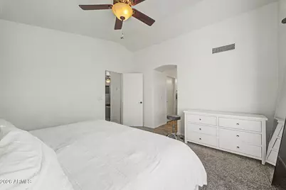 3910 E Rosemonte Drive, Phoenix, AZ 85050 - Photo 17