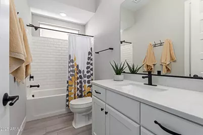 2827 E Robin Lane, Phoenix, AZ 85050 - Photo 29