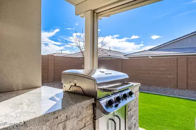 2827 E Robin Lane, Phoenix, AZ 85050 - Photo 37