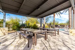 2827 E Robin Ln, Phoenix, AZ 85050 - Photo 39