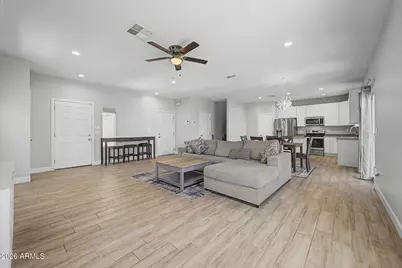 1018 E Odeum Lane, Phoenix, AZ 85040 - Photo 7