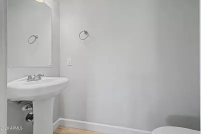 1018 E Odeum Lane, Phoenix, AZ 85040 - Photo 15