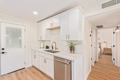 930 E Henry Street #A, Tempe, AZ 85288 - Photo 5