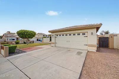9050 W Monte Vista Road, Phoenix, AZ 85037 - Photo 9