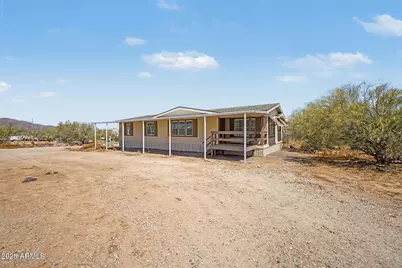 1628 E Circle Mountain Road, New River, AZ 85087 - Photo 5