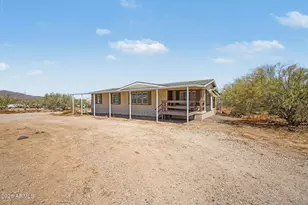 1628 E Circle Mountain Rd, New River, AZ 85087 - Photo 5