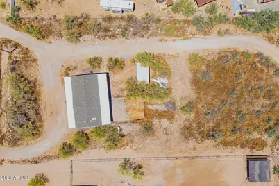 1628 E Circle Mountain Road, New River, AZ 85087 - Photo 43