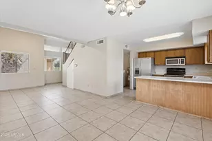 407 E Pecan Rd, Phoenix, AZ 85040 - Photo 9