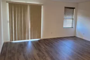 8592 W Oneida Dr, Arizona City, AZ 85123 - Photo 3