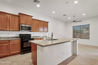 2524 E Honeysuckle Place, Chandler, AZ 85286 - Photo 11