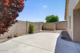 10798 W Chisholm Dr, Peoria, AZ 85373 - Photo 33
