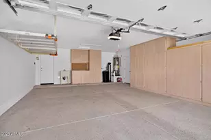 10798 W Chisholm Dr, Peoria, AZ 85373 - Photo 31