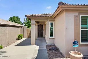 10798 W Chisholm Dr, Peoria, AZ 85373 - Photo 5