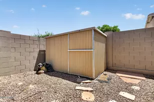 10798 W Chisholm Dr, Peoria, AZ 85373 - Photo 35